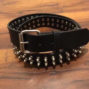 Hot Topic studded spiked belt
